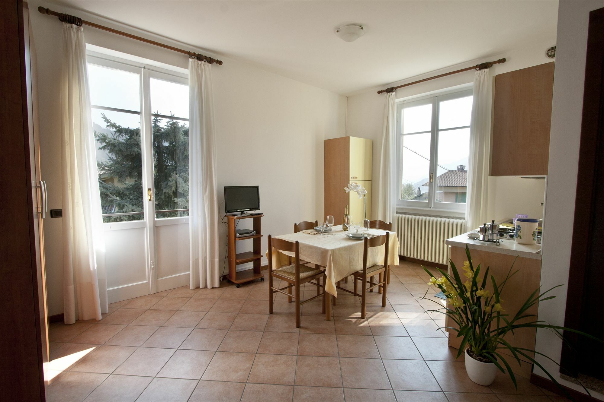 Appartamenti Casa La Rosa Bellagio Bagian luar foto